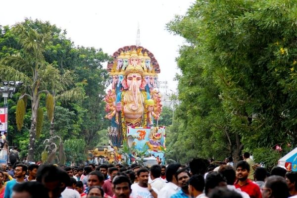 भारत के 9 सबसे लोकप्रिय त्यौहार जिन्हें हम Celebrate करते हैं | Most Popular Festivals Of India